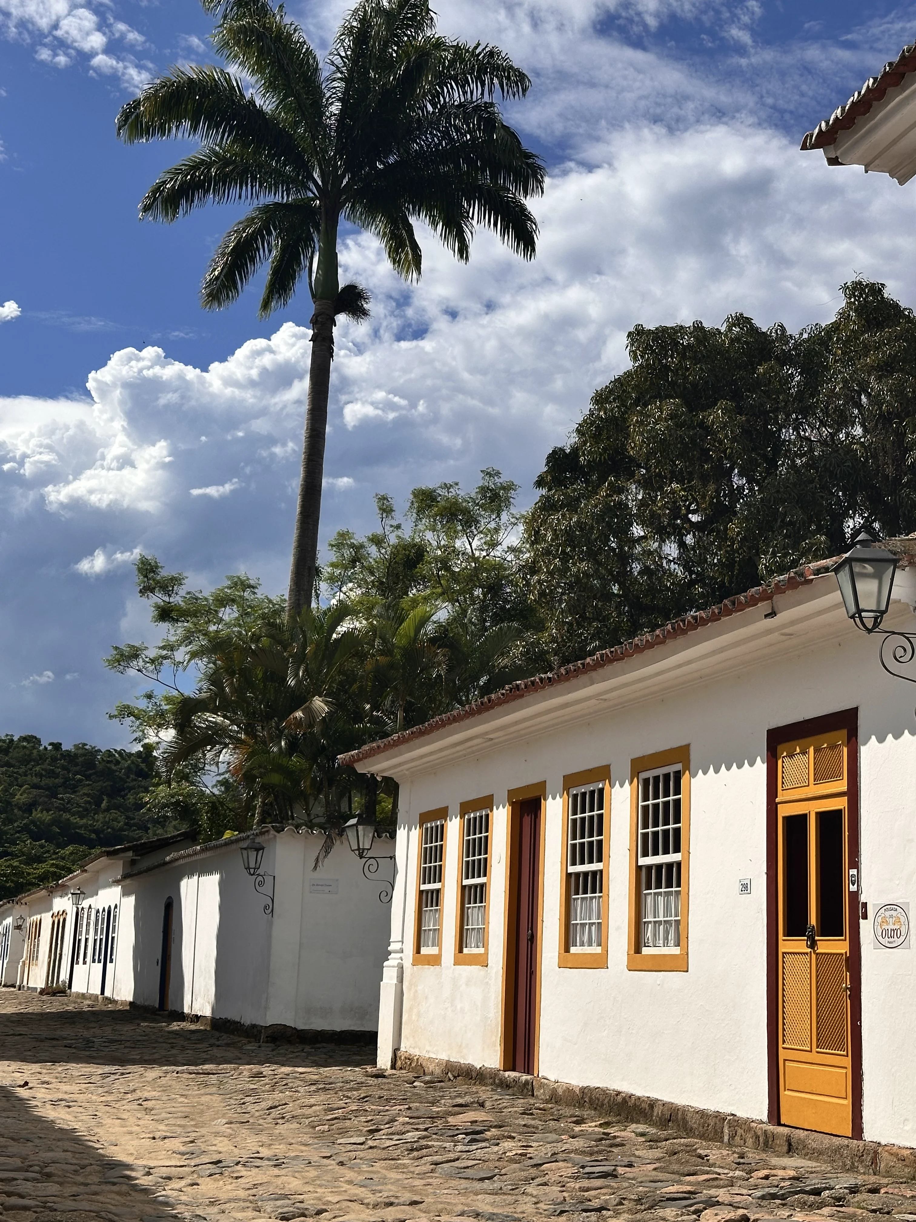 The colorful streets of Paraty have witnessed more than 400 years of history.