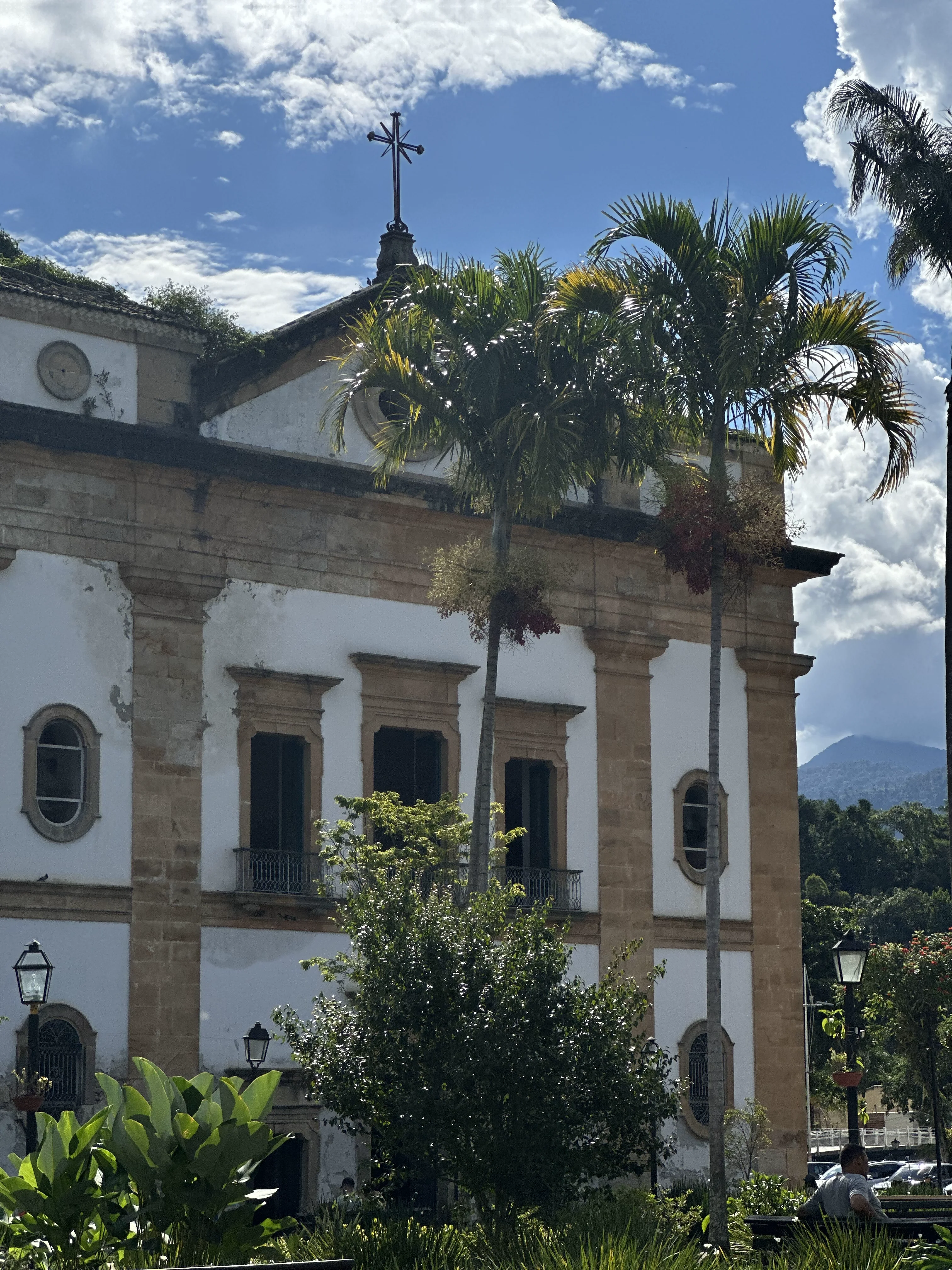 Both destinations are generally safe, with Paraty offering more mainland infrastructure.